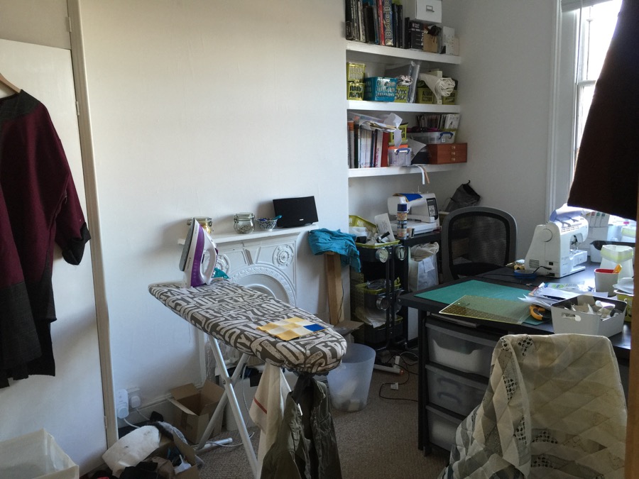 How I started organising my sewing room, and decluttering my life.